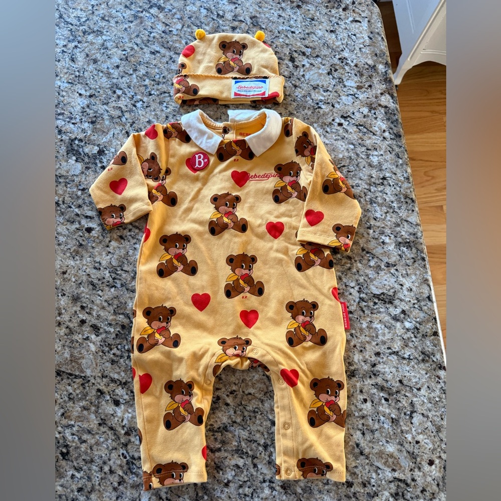 NEW Bebe de Pino Outfit with Matching Hat size F 6 months